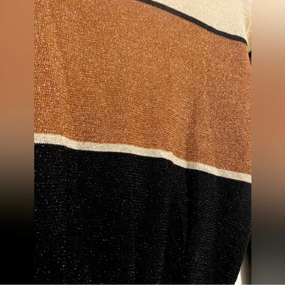 FREE PEOPLE Gold Dust Colorblock Pullover
Plunge Sweater Metallic Sz XS - Picture 11 of 11